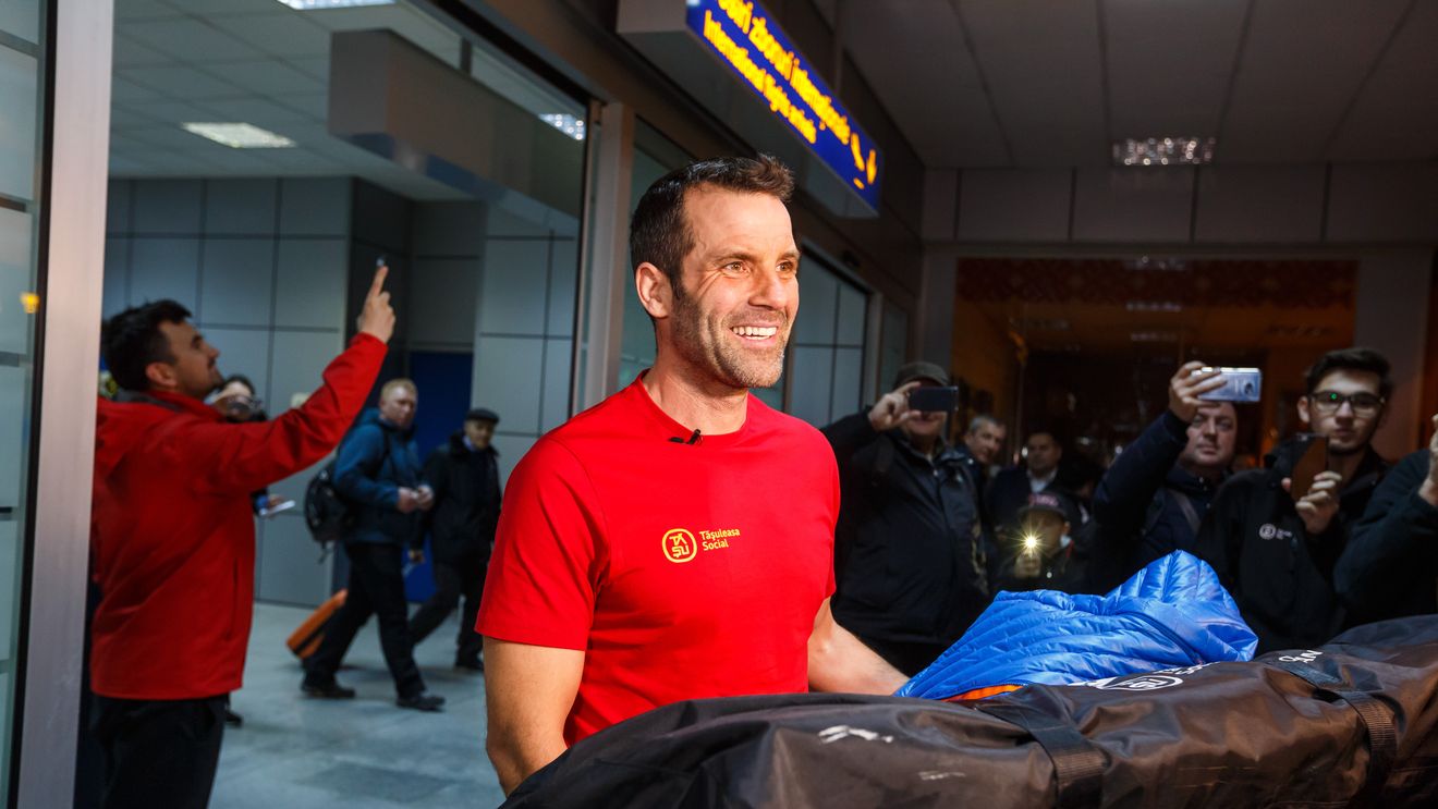 Ultramaratonistul Tiberiu Ușeriu a primit titlul de cetățean de onoare al comunei natale