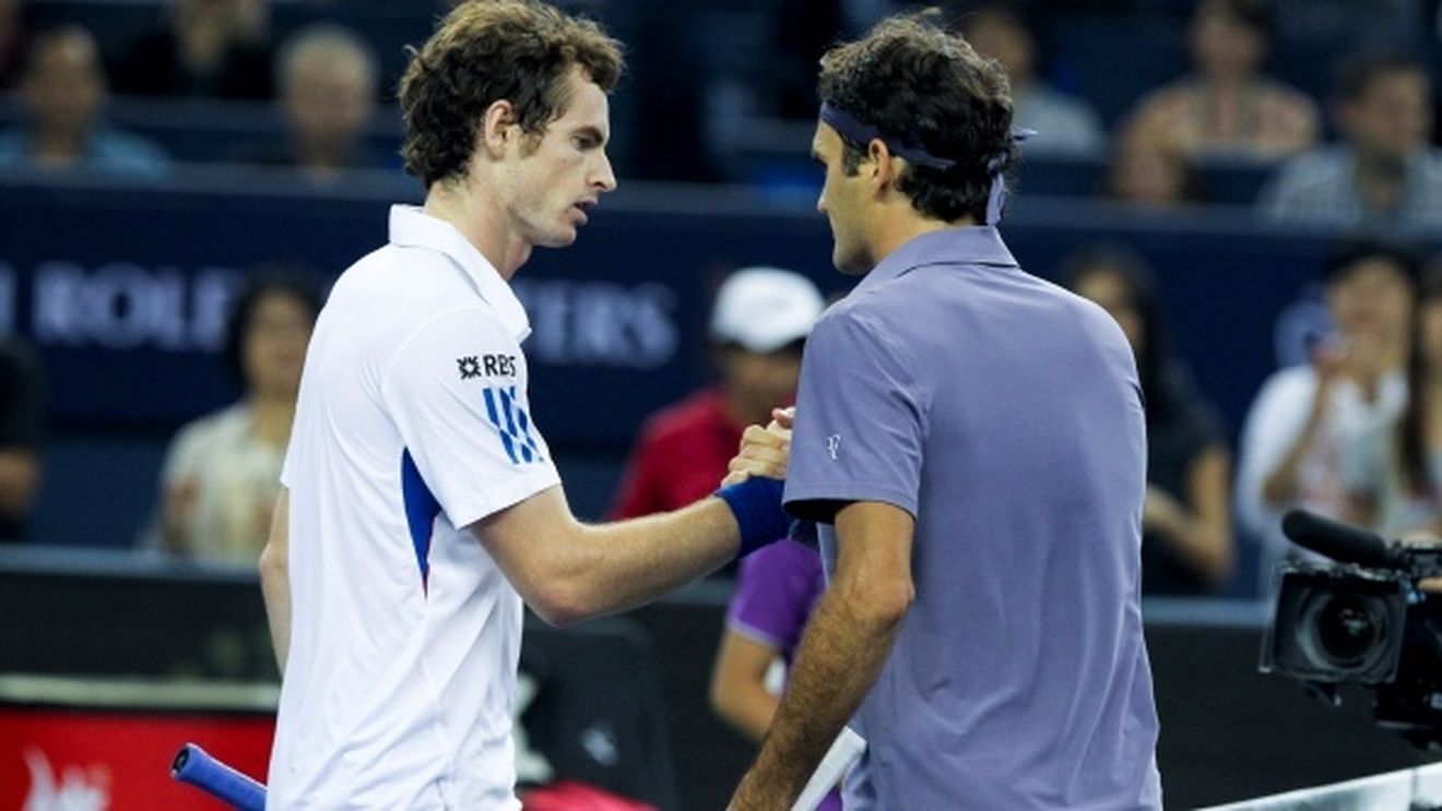 Federer, distrus de Murray în finala Masters Shanghai