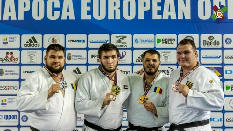 Vlăduț Simionescu revine pe podiumul internațional. Judoka ieșean a cucerit argintul la Cupa Europeană de la Cluj-Napoca. ”Mă bucur că am revenit la forma pe care o aveam anul trecut”