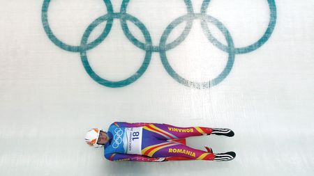 SANIA NĂ‚RĂ‚VAȘĂ‚**