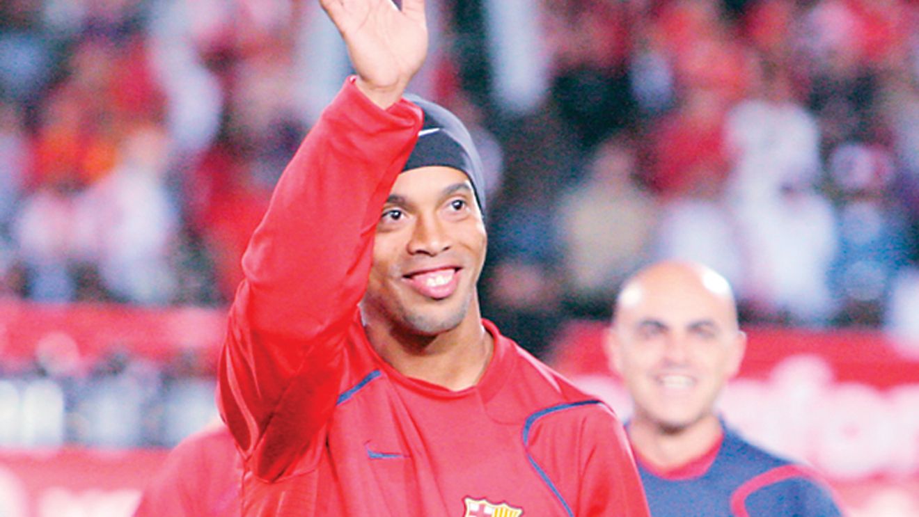 Ronaldinho va ajunge la Milan