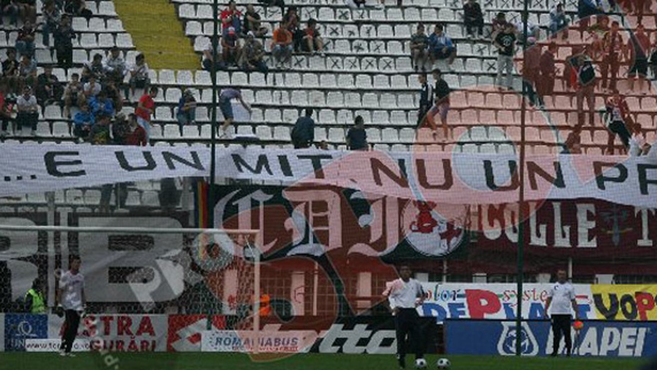 Fanii îl avertizează pe Copos:** "Rapid e un mit, nu un profit!"