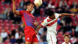 Nikolic i-a lăsat mască pe nemți, după ce a ratat singur cu portarul!** Gestul care i-a făcut să se întrebe "ce e asta?"