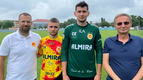 Ripensia a parafat încă două transferuri de tineri jucători: Ionuț Rus și Zoran Mitrov