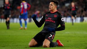 A "împușcat" cel mai mare salariu din Premier League, dar a ajuns într-o situație la care nu se gândea când a plecat de la Arsenal. Prin ce trece Alexis la United: "Mănâncă singur, nu vorbește cu nimeni". Reacția starului chilian spune totul
