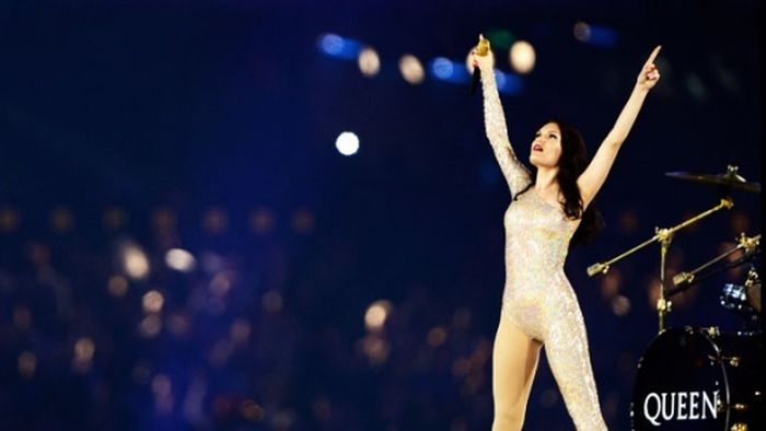 VIDEO Spectacol exploziv făcut de fata "de care râdeau toți când era mică"! Jessie J a închis magistral Olimpiada