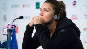 O altă față a Simonei Halep. Visează să-i cânte Andrea Bocelli la nuntă: "L-am întâlnit recent!" Cum se îmbracă la prima întâlnire și ce obicei are dimineața