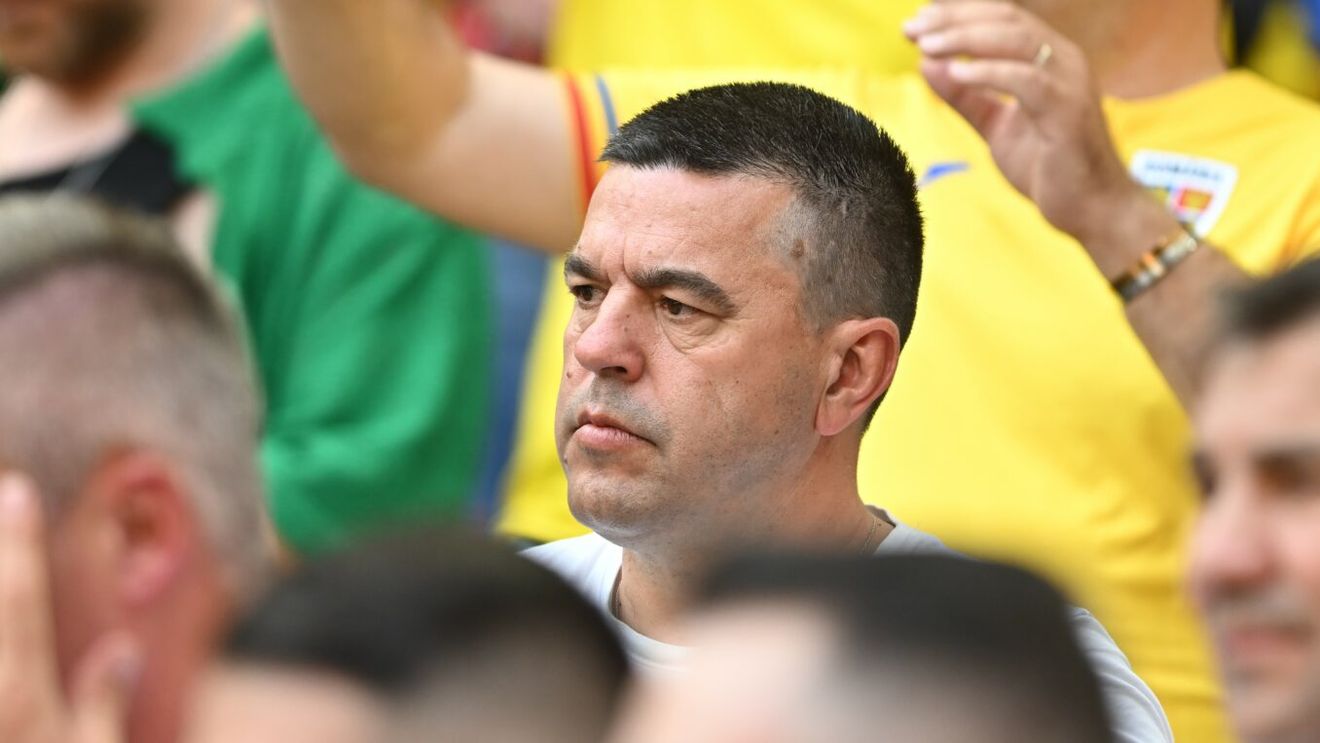 Cosmin Contra a ironizat decizia lui Gică Hagi de a-l folosi atacant pe Man: „Poate îl vedem și pe Stanciu vârf împins!”