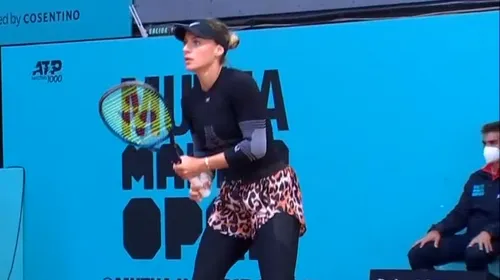 Ana Bogdan, la fel de îndrăzneață precum Serena Williams! Ținuta excentrică în care a jucat în turul I la Madrid | GALERIE FOTO