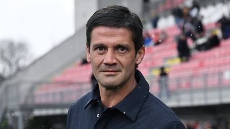 Comparația între Cristi Chivu şi fostul antrenor al Parmei continuă în Italia. Verdict nu tocmai grozav pentru român: „Echipa e mai puțin elegantă”