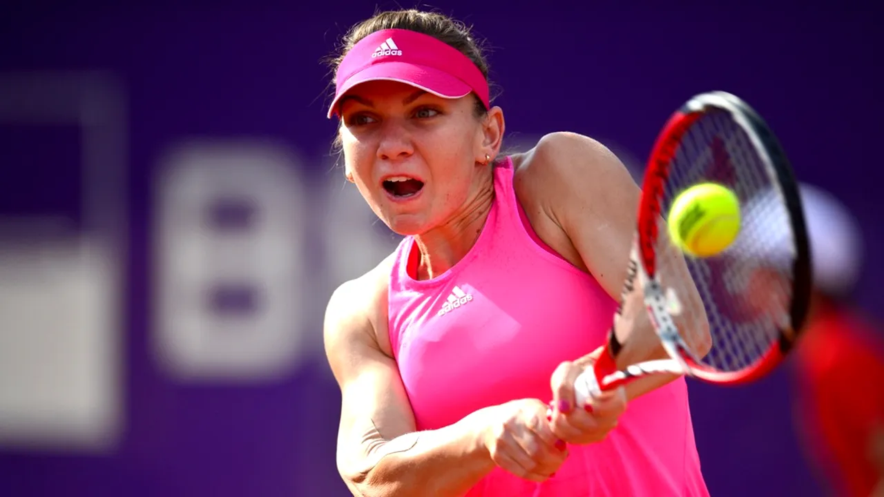  VICTORIE! Halep s-a calificat în semifinale la Toronto după ce a învins-o pe Aga Radwanska cu 0-6, 6-3, 6-1!