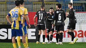 Aproape de colaps! Formația de tradiție din Superliga nu mai strânge bani nici să achite cheltuielile de organizare. EXCLUSIV