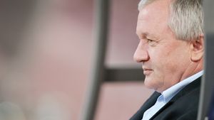 Vasluienii lui Porumboiu au salarii de 4.000.000 de euro!