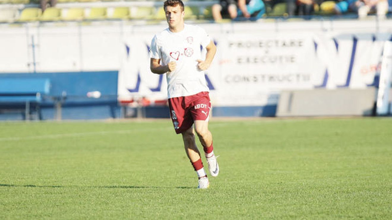A plătit ca să joace?** Asta le întrece pe toate: Rapid i-a cerut unui jucător 10 mii de euro ca să îl lase liber, deși este datoare la fotbalist