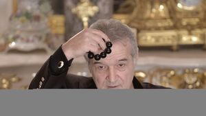 Becali a promis că nu mai transferă la kilogram, dar FCSB se pregătește de a 14-a mutare a verii! FOTO | El e fotbalistul dorit dorit de vicecampioană: "Negociem, e adevărat!"