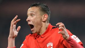 Revelația din lotul lui Contra încă speră la campionat. Costache știe unde a pierdut Dinamo meciul cu ACS Poli: "Ne simțim foarte nasol"