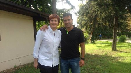 Team-managerul naționalei feminine a devenit doctor în handbal! "Gusi" Alexandrescu a încheiat o cercetare de șase ani în handbal, în sectorul juvenil