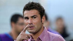 Adrian Mutu, marele vis al lui Aurelio De Laurentiis! Conducătorul care a făcut-o campioană pe Napoli după 33 de ani l-a vrut enorm pe „Briliant”: „Ar fi cadoul ideal de Crăciun!” De ce a picat mutarea | SPECIAL