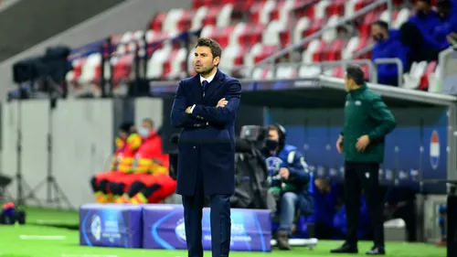 Adrian Mutu, ironizat după ce a lăsat pe bancă un om de bază al naționalei de tineret, la EURO U21: „Antrenorul o fi fost lovit, nu jucătorul!”