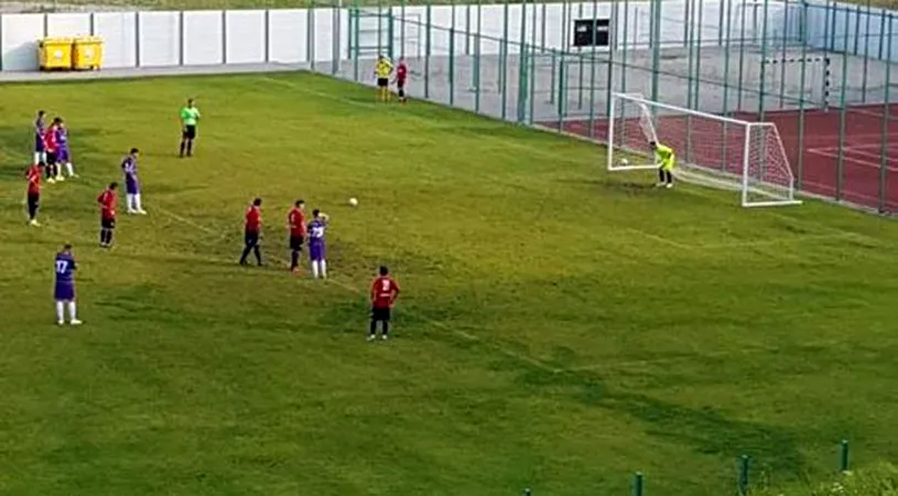 Distracție la al doilea amical câștigat de ASU Politehnica.** Atacanții își dădeau indicații la penalty-uri. Analiza lui Petruescu