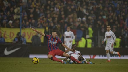 Dezvăluiri incredibile din vestiarul lui Dinamo: un jucător nu s-a mai putut abține, după ce Steaua a egalat în ultimul minut. Ce s-a întâmplat