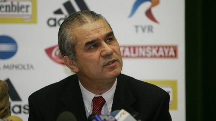 Iordănescu îl face praf pe Mircea Lucescu**: "Vorbește prea mult! Crede că e unicul antrenor, că a inventat fotbalul în România"