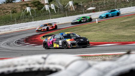 La un pas de podium! România a obținut locul 4 în ultima etapă a Campionatului European GT4, la Barcelona