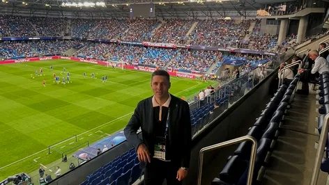 Un român a ajuns în Belarus. A fost pus să semneze două contracte: „Îmi venea să arunc televizorul pe geam”