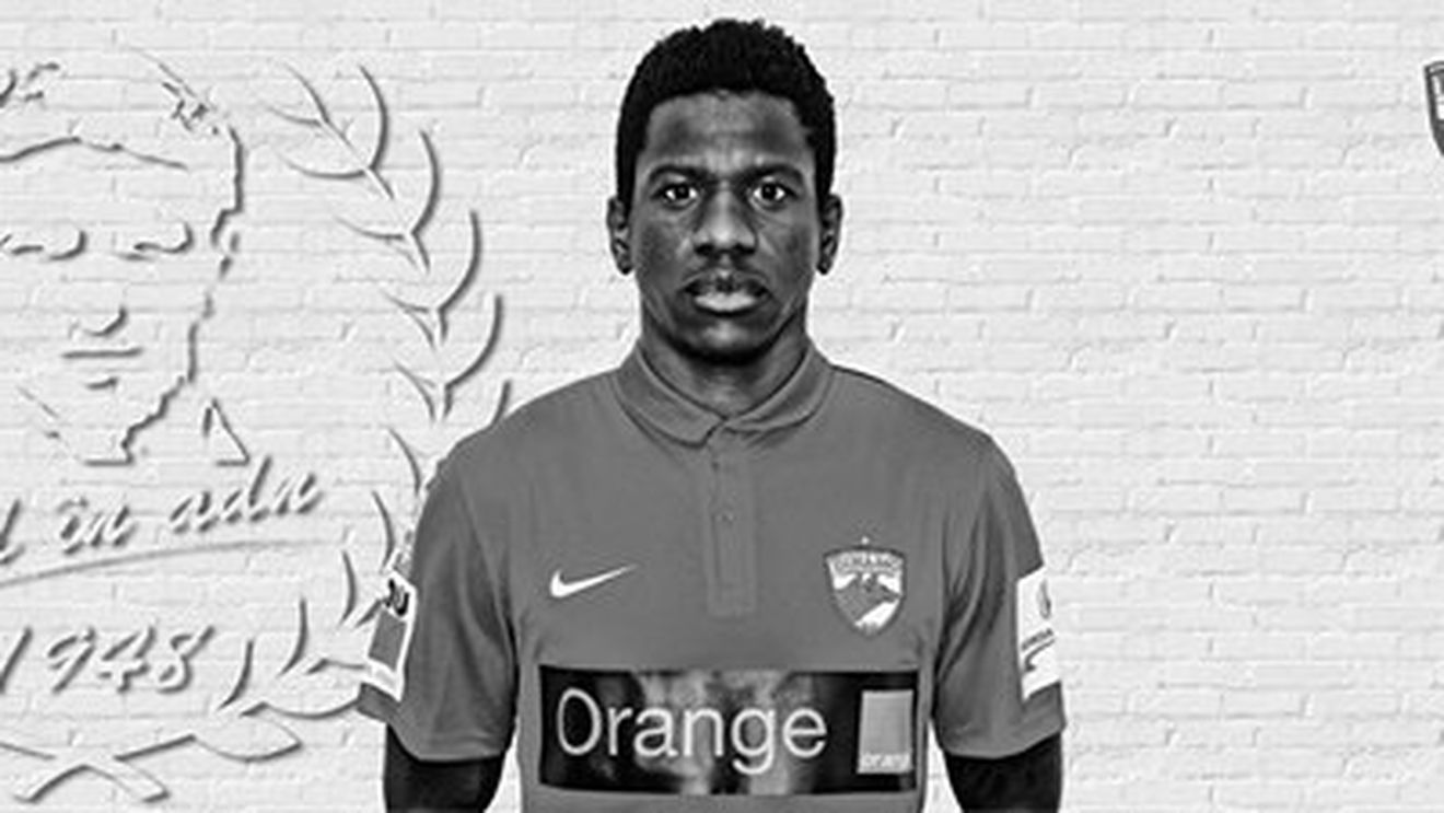 Un an de la decesul lui Patrick Ekeng! Mesajul clubului Dinamo: "Inima ta s-a oprit, dar inimile tuturor dinamoviștilor bat pentru tine în fiecare zi!"