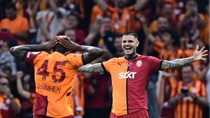 „A omorât un porumbel și l-a mâncat”. Milionarul l-a șocat pe colegul său de cameră din tinerețe