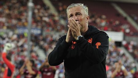 CFR - Lazio | Dan Petrescu se cere în tribună la toate meciurile: "Îmi place mai mult, ar fi o soluție pe viitor!"