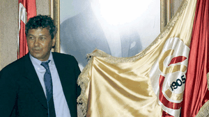 Galatasaray insistă pentru Lucescu