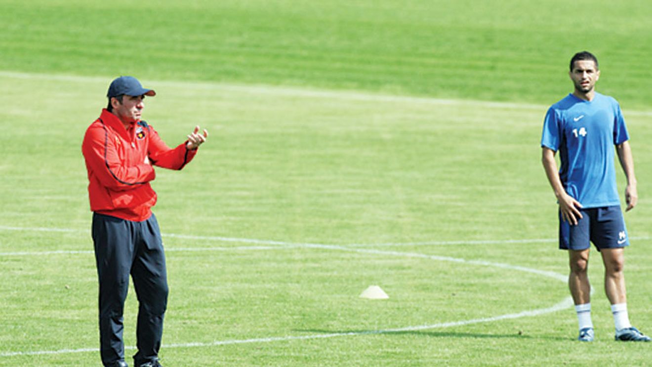 "Hagi n-a fost lăsat să muncească"