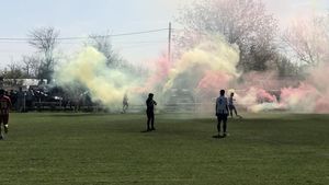 Ce-a făcut Ileana cu Dinamo București în două nopți, de povestit la copii și nepoți! Călărășenii din Bărăgan cu cinci jucători africani în L4 și primar la al șaptelea mandat: „Am scris istorie cu 100 de euro primă de victorie” | REPORTAJ EXCLUSIV