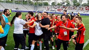 Scandal fără precedent în fotbalul feminin! Acuzații incredibile după ce U Cluj a pierdut Cupa României în fața lui Carmen București: „Am fost amenințată de omul de la pază” | VIDEO