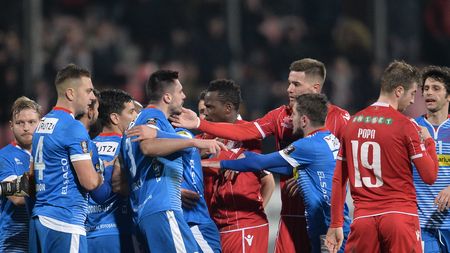 Ovidiu Sabău a făcut analiza tactică, la golurile încasate de Dinamo. Cel mai criticat dinamovist: "O poziție de apărător care se gândește 'nu mă interesează ce se întâmplă la Dinamo sau dacă iau gol' ori 'sunt supărat de ce m-a băgat, că era frig și eram înghețat'"