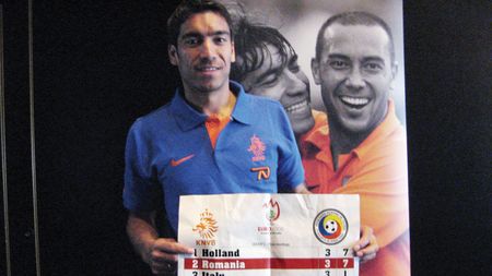 Van Bronckhorst: „Ne calificăm împreună!"