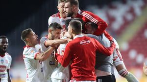 SuperLiga: „U” Cluj – Sepsi OSK, se joacă și la pariuri »»