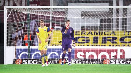 Se umblă cu ocaua mică? ProSport a încercat să măsoare porțile Rapidului,** dar erau deja demontate