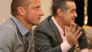 "Aș reveni la Steaua, dacă n-ar mai fi Becali patron!"