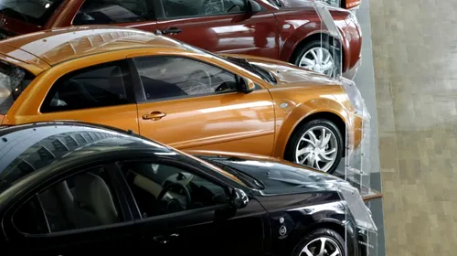 Guvernul vrea să elimine taxa auto la mașinile noi