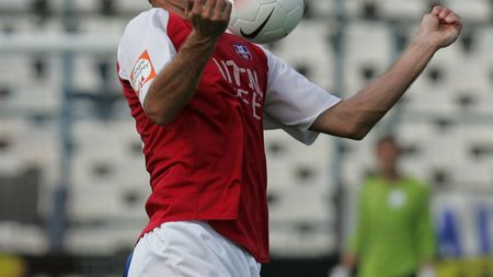 Jula vrea ca U Cluj să rămână în „A"