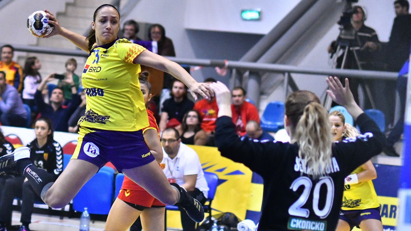 GALERIE FOTO | Fără Cristina Neagu, România s-a distrat cu Macedonia, la Craiova. "Chiar dacă nu părem pregătiți, vreau să îi asigur pe toți suporterii echipei naționale că vom fi pregătiți de Mondial"