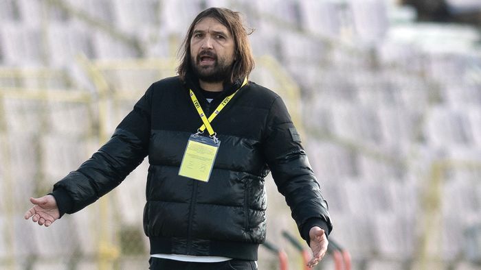 Dan Alexa, încântat după victoria cu Buzăul: ”Avem o echipă foarte bună.” A lăudat arbitrul după ce l-a certat în timpul jocului
