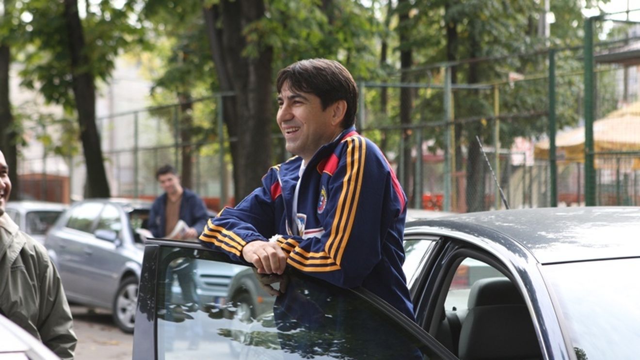 Piți reintră în cărți! VEZI cum poate ajunge fostul selecționer la Steaua!
