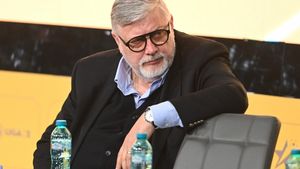 Primul patron din Superliga care vrea demisia lui Gino Iorgulescu! „Să punem pe cineva să urle, să țipe, să se bată cu toți”! Are și înlocuitorul pentru șefia LPF | VIDEO EXCLUSIV ProSport LIVE