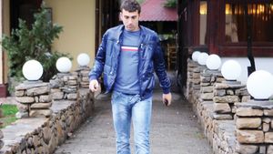 Varga îl ascultă pe Ando:** "Dau Liga în judecată!"