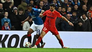 Gigi Becali s-a lăsat convins să facă o schimbare în primul 11 și decizia nu a fost cea mai bună. Cine i-a propus să joace cu Mihai Popescu fundaș stânga