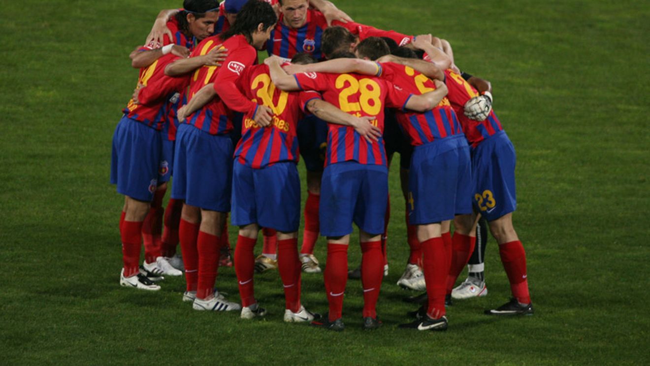 "Steliștii au pus la cale incidentul cu bomba!** Să-și ceară scuze!"