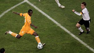 A dat probe să joace în Liga 1, dar a fost trimis acasă. "Nu am auzit de el". Acum e aproape de o mutare stelară